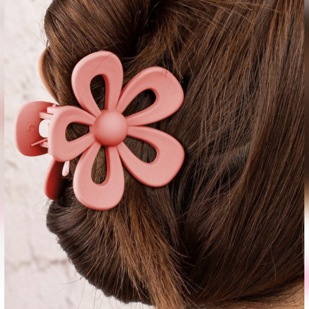 💜 New Floral Hair Clip